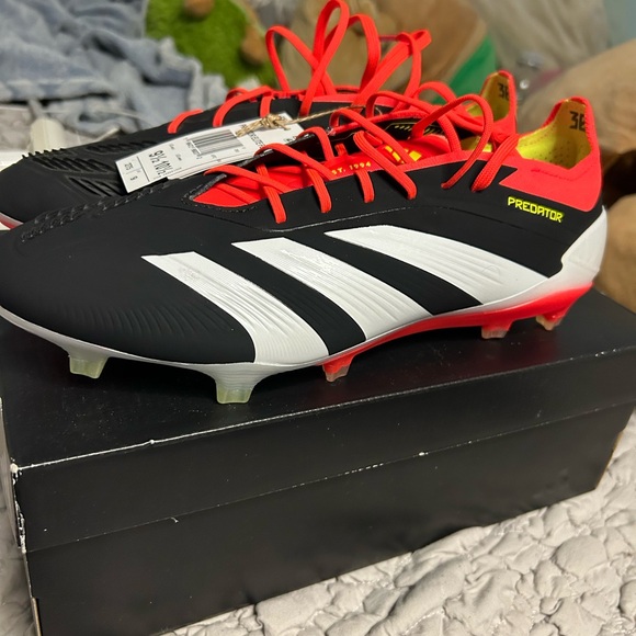 Adidas Predator Elite FG Soccer Cleats - Picture 4 of 4